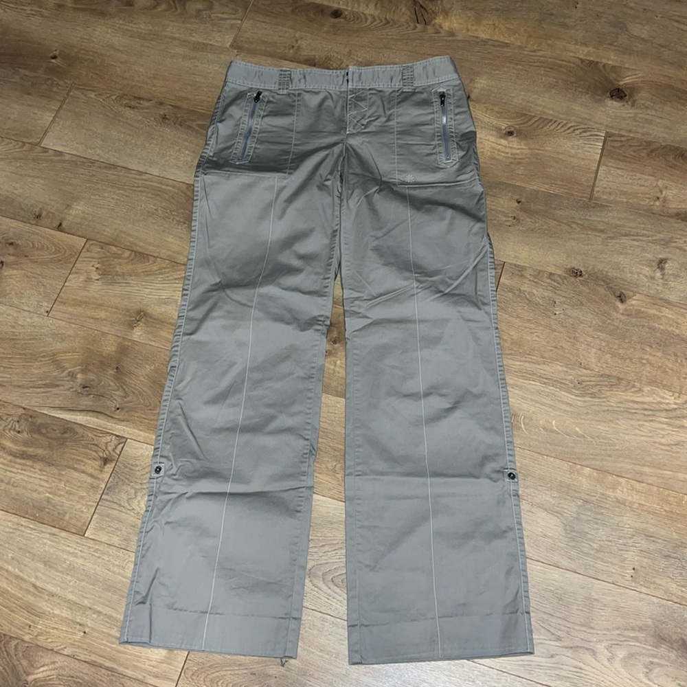 Beautiful Athleta khaki pants.